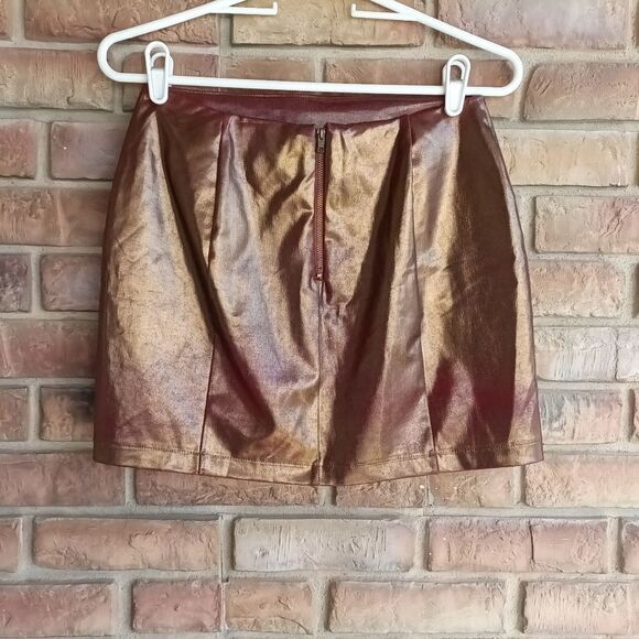 Rules of etiquette copper colored mini skirt. - Picture 2 of 12